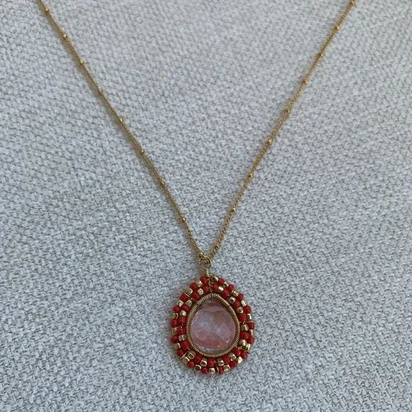 Handcrafted pendant necklace - Picture 2 of 4